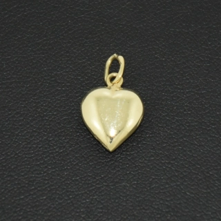 Zlatý přívěsek srdíčko
