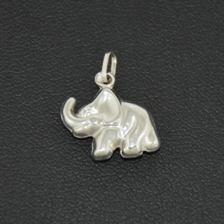 Zlatý přívěsek z bílého zlata slon