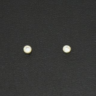 Zlaté náušnice na šroubek